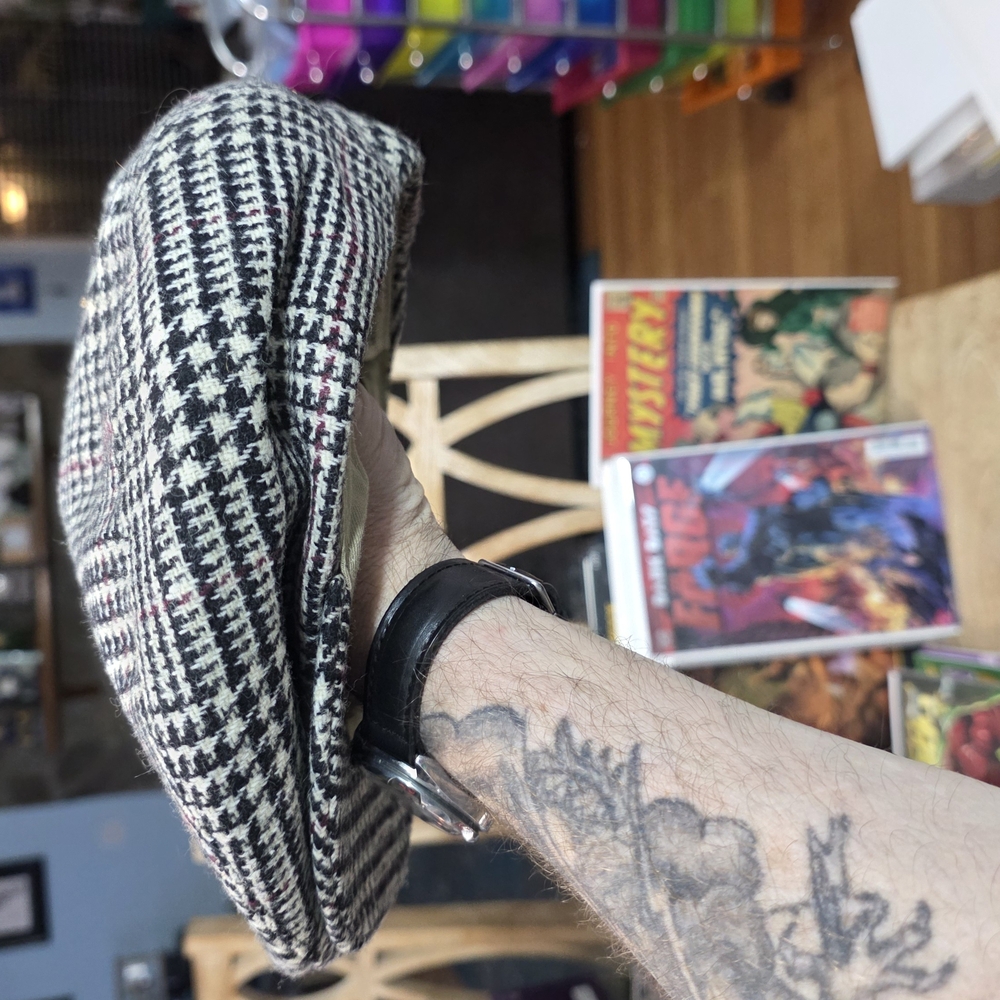 Stylish Houndstooth Flat Jeff Cap